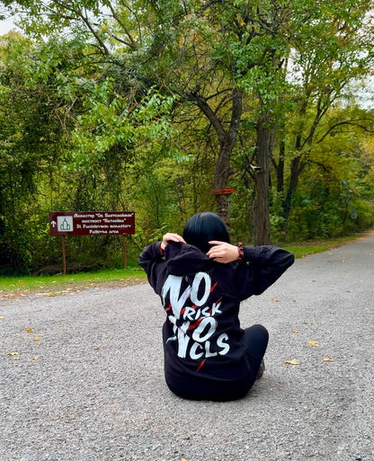 Суичър "No Risk No CLS – Beast Edition"